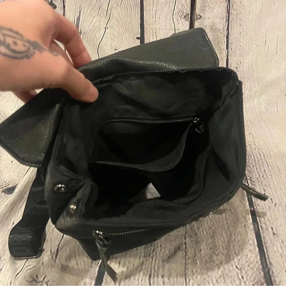 NWOT Botkier New York Black Mini Trigger Backpack - Picture 6 of 14